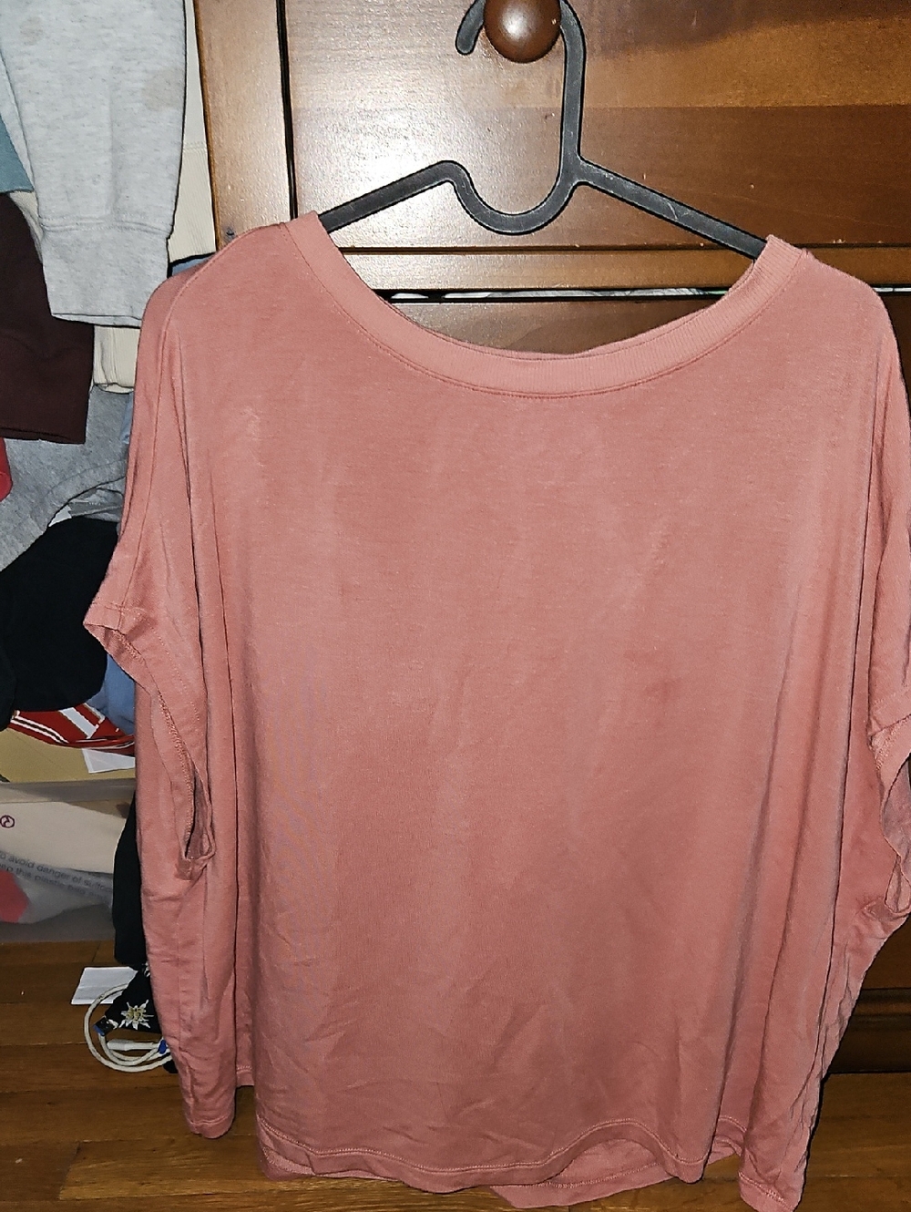 LOFT Women's Drip Shoulder Top